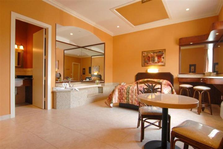 Estancia Hotel ไมอามี ภายนอก รูปภาพ